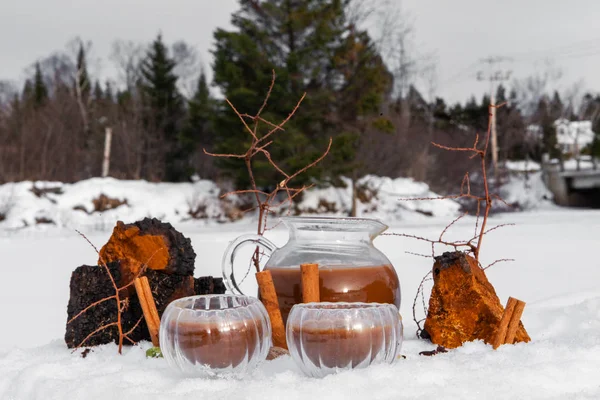 Boisson chaude d'hiver avec des bienfaits pour la santé . — Photo