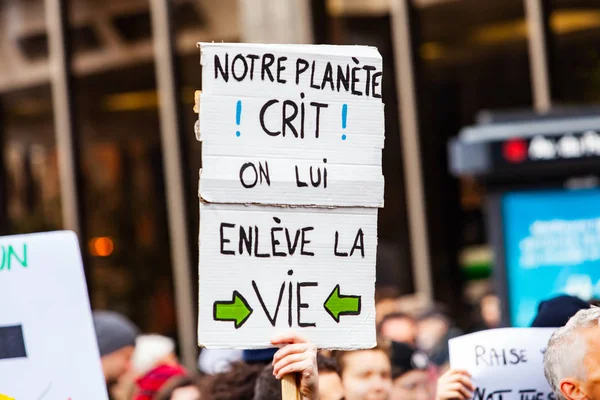 Panneau français sur la planète Terre protestation — Photo