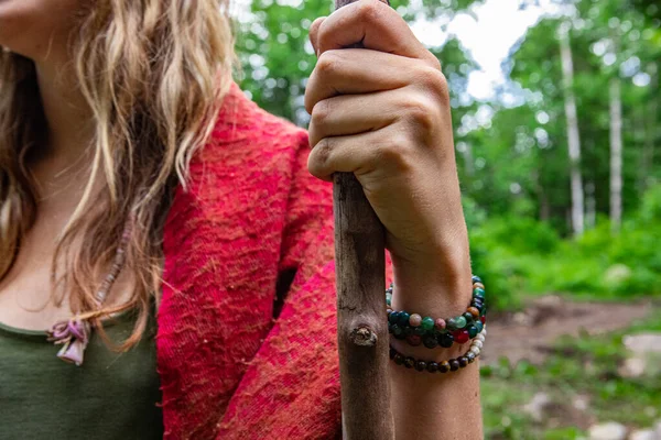 Diversas personas disfrutan de reunión espiritual — Foto de Stock