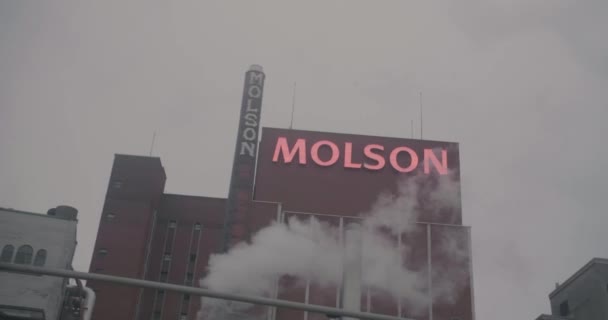 Εργοστάσιο ζυθοποιίας Molson Coors, Μόντρεαλ. — Αρχείο Βίντεο