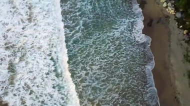 Treasur Beach, Jamaika 'da İHA..