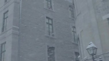 Şehir merkezinde kar fırtınası