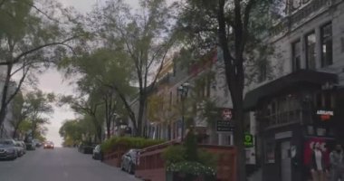 Saint Denis Caddesi 'nde.