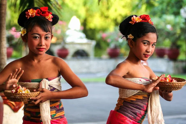 2010 Ubud Bali Etniska Människor Indonesien Vackra Flickor Bali — Stockfoto