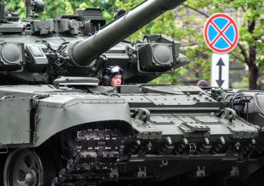 05.09.2012, Moscow, Rusya Federasyonu. Zafer'ın günü kutlama. Yangın önleyici donatım geçit Moskova Merkezi sokakta biri üzerinde.