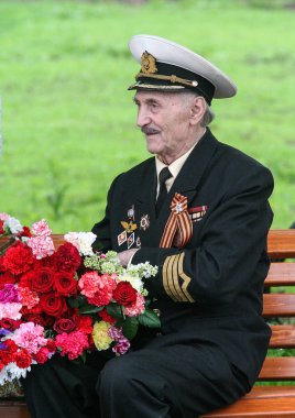 05.09.2012, Moscow, Rusya Federasyonu. İkinci Dünya Savaşı gazileri kapatın. Zafer Bayramı kutlamalarının Moskova. Rusya'nın en iyi tatil.