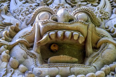 Binanın dekoratif otantik unsurları. Bali eski bir mimarisi. Endonezya seyahat.