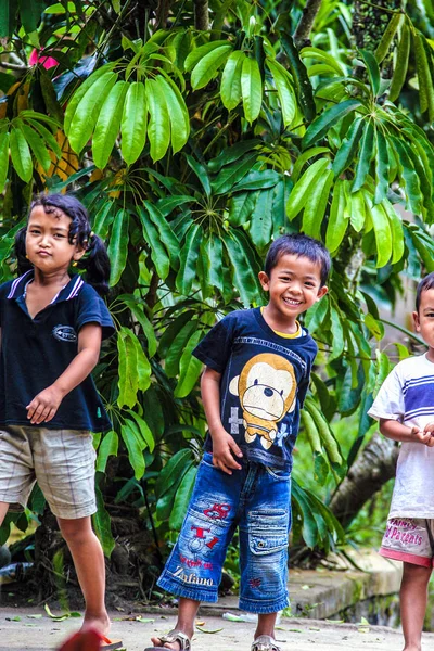 2009 Ubud Bali Different Emotions Indonesian Children Travel Bali — Stock Photo, Image