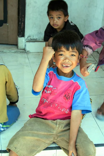 2009 Убуд Бали Различные Эмоции Индонезийских Детей Путешествие Бали — стоковое фото