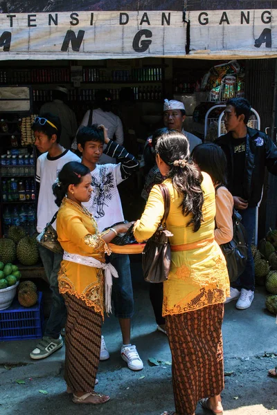 2009 Ubud Bali Pessoas Indonésias Mercado Viajar Redor Bali — Fotografia de Stock