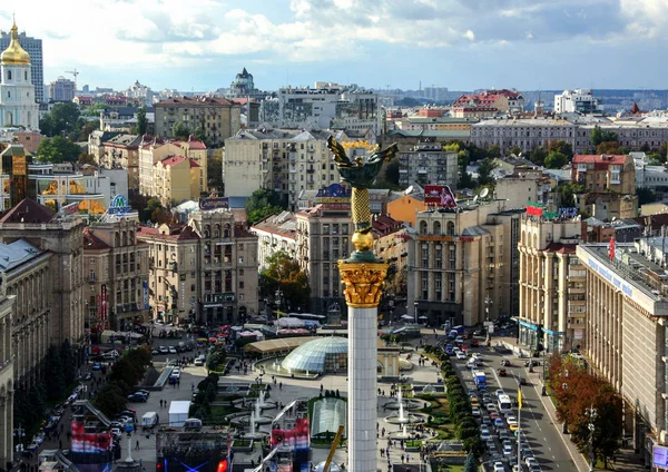 Şehrin Ukrayna Otel Penceresinden Görünümü Kiev Ukrayna 2011 — Stok fotoğraf