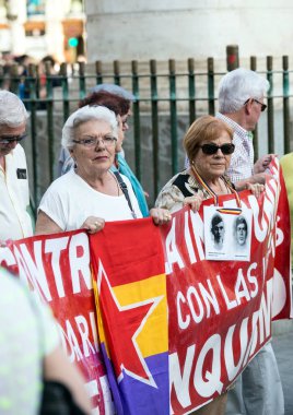 2017.06.01, Madrid, İspanya. Bir grup insan hakları için gösteri üzerinde. Cityscape Madrid.