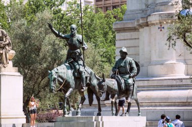 2017.01.06, Madrid, İspanya. Miguel de Cervantes Madrid, İspanya için bir anıt. Madrid manzaraları.