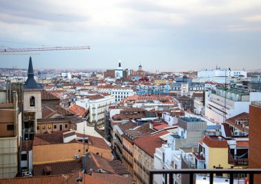 2017.05.31, Madrid, İspanya. İspanya mimarisi. Madrid mimarisi. İnsanlar Madrid sokak.