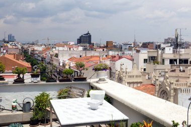 2017.05.31, Madrid, İspanya. İspanya mimarisi. Madrid mimarisi. İnsanlar Madrid sokak.