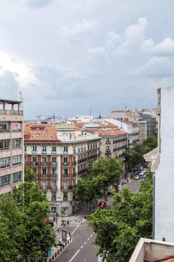 2017.05.31, Madrid, İspanya. İspanya mimarisi. Madrid mimarisi. İnsanlar Madrid sokak.