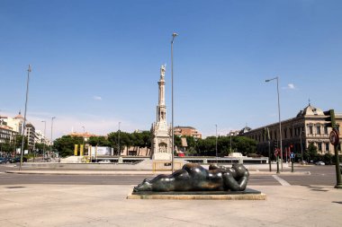 2017.05.31, Madrid, İspanya. İspanya mimarisi. Madrid mimarisi. İnsanlar Madrid sokak.