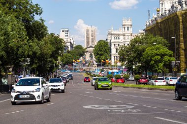 2017.05.31, Madrid, İspanya. İspanya mimarisi. Madrid mimarisi. İnsanlar Madrid sokak.