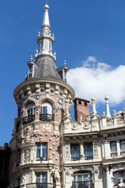 2017.05.31, Madrid, İspanya. İspanya mimarisi. Madrid mimarisi. İnsanlar Madrid sokak.