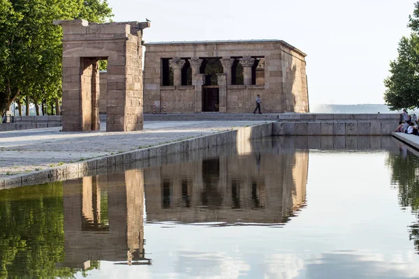 2017 Madrid España Actual Templo Debod Reflejo Agua Madrid Turismo — Foto de Stock