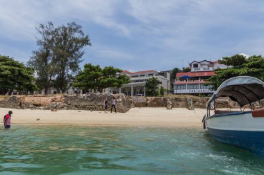 2018.02.24, Stone Town, Zanzibar, Tanzanya. Afrika çevresinde seyahat. Yelkenli gemi ufuk çizgisi arka plan üzerinde.