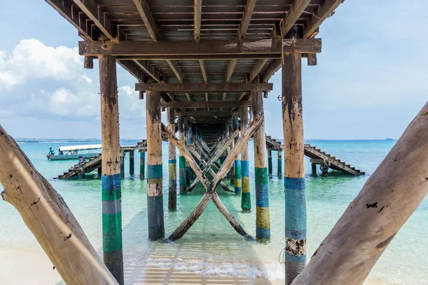 2018 Steinstadt Sansibar Tansania Afrika Bereisen Hölzerne Liegeplatzstützen Aus Nächster — Stockfoto