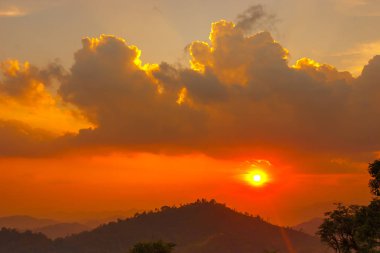 Sunset Mountain Tayland