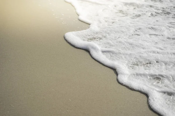 Sea Wave Bubbles Sand Beach — Stock Photo, Image
