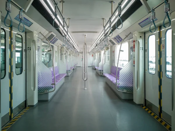Bangkok Thailand October 2018 Clean Car Mrt Purple Line Mrt — стоковое фото