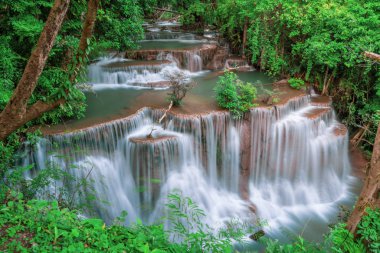 Huai Mae Kamin Şelalesi Srinakarin, Kanchanaburi, Tayland