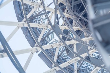 Krasnodar Mavi çelik su kulesi. Bu teknoloji mühendisi tarafından yaptırılmıştır. Hyperboloid.