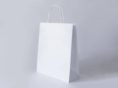 Arka planda kağıt torba. Tasarım için model