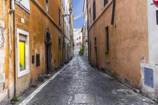 Старая Римская Улица Виа Делла Лупа — стоковое фото