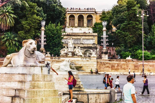 Rome Italy August 2018 Tourists Fountains Piazza Del Popolo Terrazza — Stock Photo, Image