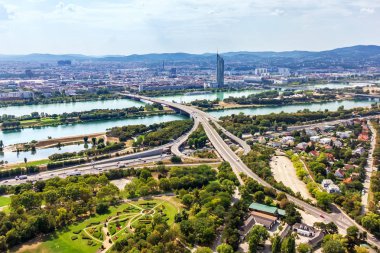 Viyana yollar ve köprüler üzerinden tuna, havadan görünümü