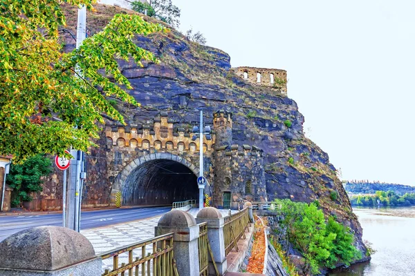 Ruínas de Libuses Banho com o túnel, Praga, República Checa — Fotografia de Stock