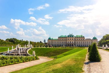 Belvedere Sarayı Viyana'da, güzel yaz görünümü karmaşık