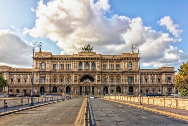 Adalet Sarayı, Ponte Umberto I, Roma, İtalya manzaralı.