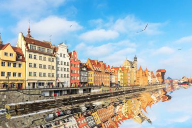 Gdansk gezinti güneş Motlawa Irmak