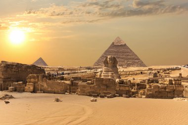 Giza piramit kompleksi, Büyük Sfenks, Mısır görünümü