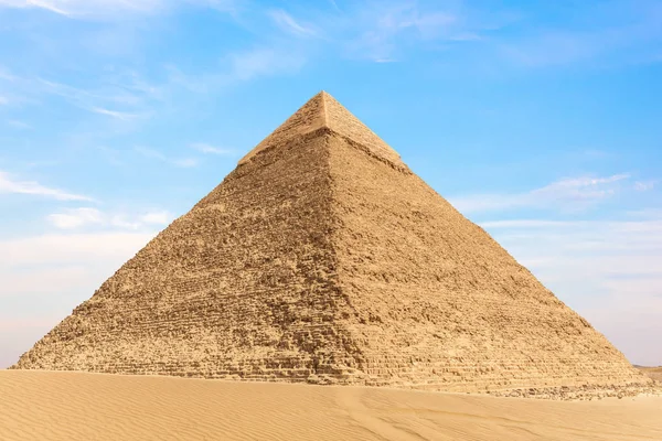 Pohled na pyramidu Chephren v Gíze, Egypt — Stock fotografie