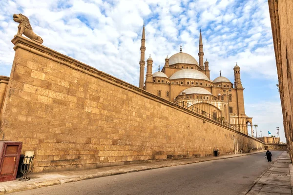 Citadela z Káhiry zeď a mešita Muhammad Ali pohled, Egypt — Stock fotografie