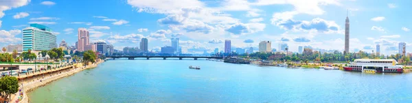 Smukke Cairo panorama, udsigt over broen over Nilen og t - Stock-foto
