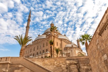 Muhammed Ali Paşa Büyük Camii, Hisar wa görünümü