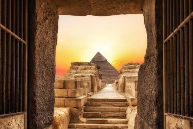 Chephrens Tapınağı ve Kephren Piramidi, Giza, Mısır