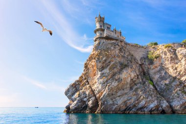 Kırlangıç Yuvası Kalesi, Kırım'da güzel manzara