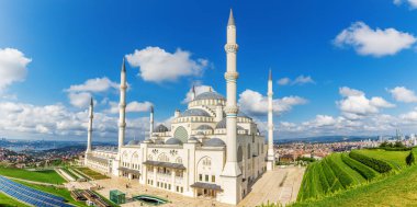 İstanbul Büyük Çamlıca Camii, güzel havadan manzara