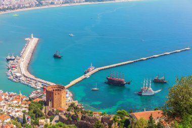 Alanya iskelesi ve deniz feneri, kalenin manzarası, Türkiye