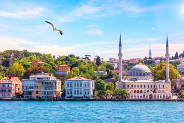 Beylerbeyi Camii, İstanbul, İstanbul, Türkiye 'den manzara