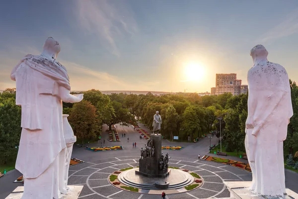 Kharkiv Parque de Shevchenko, puesta del sol vista aérea, Ucrania —  Fotos de Stock